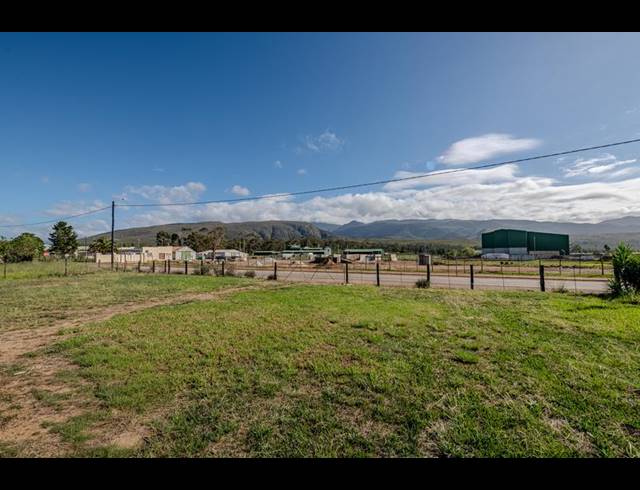 LAND FOR SALE IN RIVIERSONDEREND